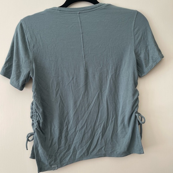 Lululemon Ruched Side Top - Picture 2 of 3